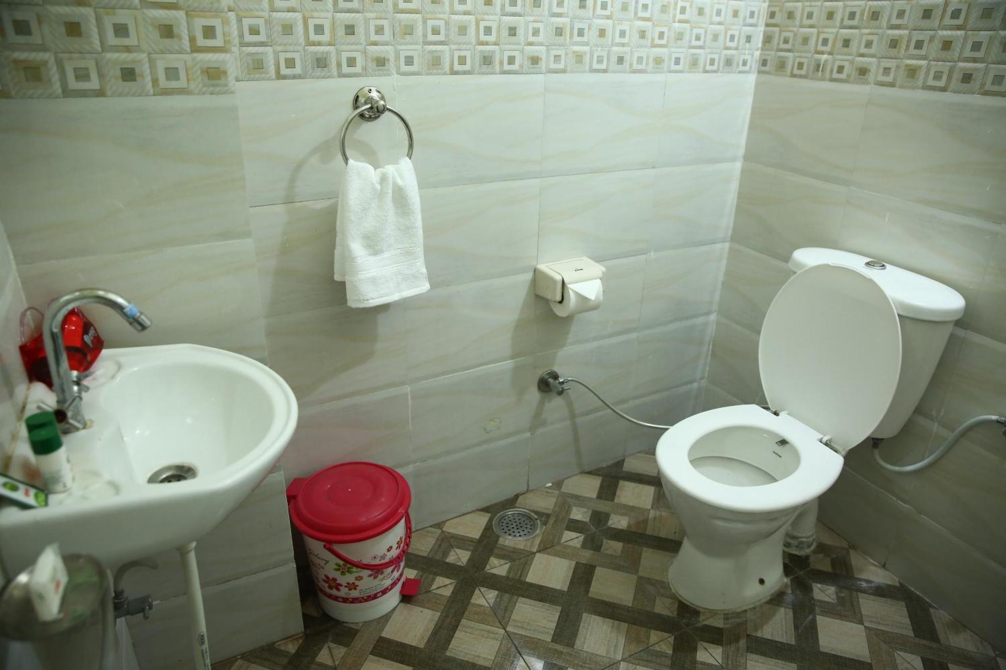 Hotel Diamond Leaf Chandigarh Exterior photo